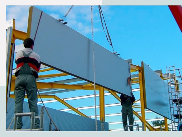 Монтаж сэндвич-панелей в Темрюке от 618 руб.